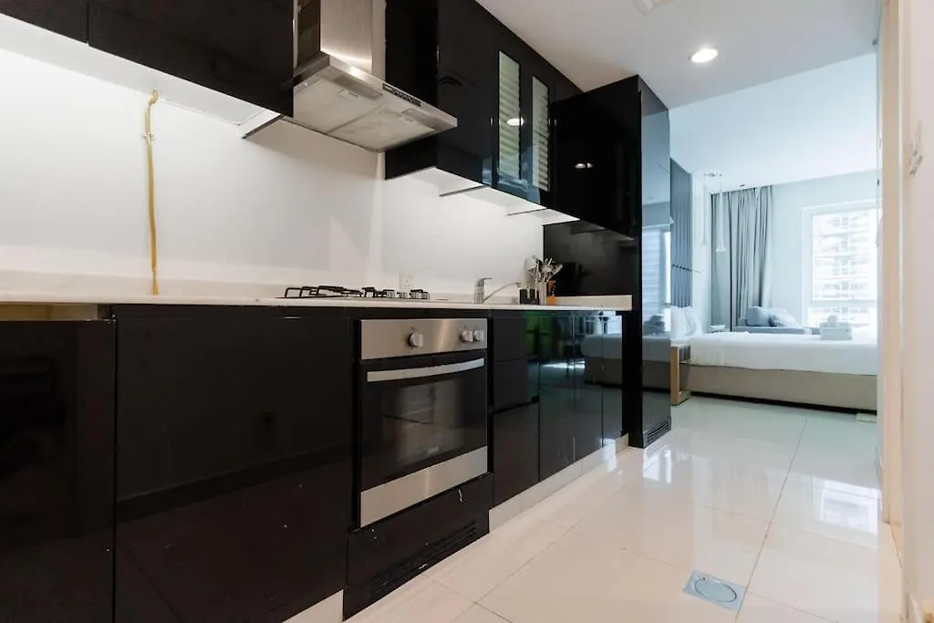 Stylish Studio With Storage Room In Hotel L Fits 2 Dubai 0*,  United Arab Emirates
